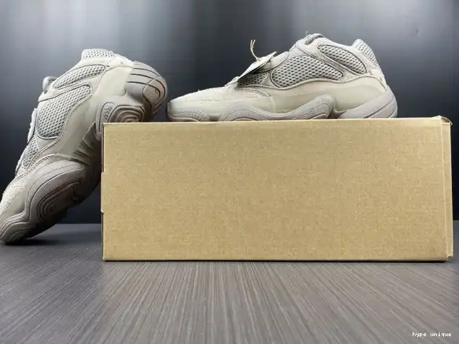 hype GX3067 Adidas Yeezy 500 0525